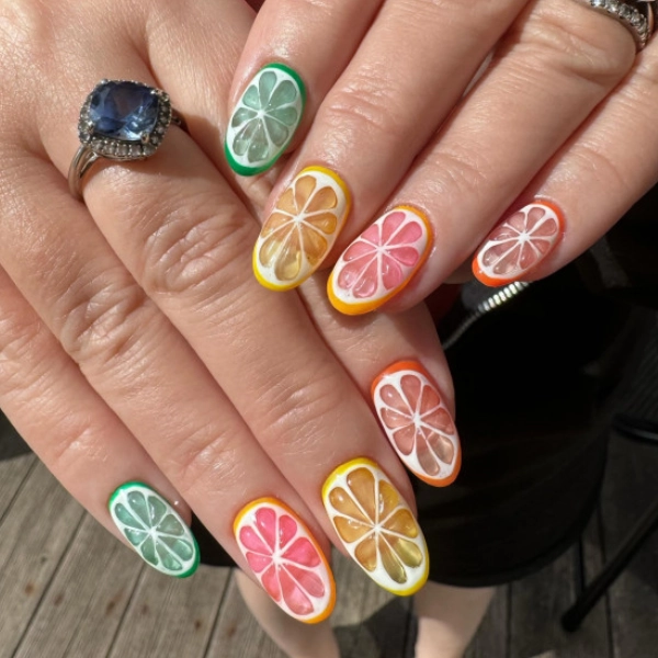 simple-short-summer-nails-Citrus-Splash