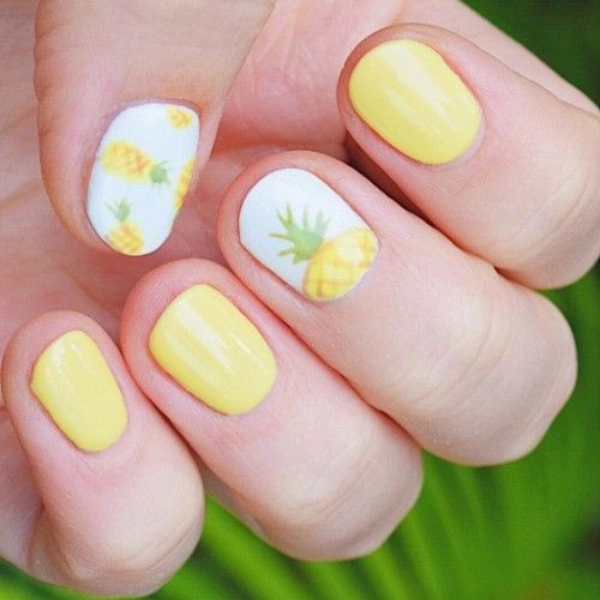 simple-short-summer-nails-Pineapple