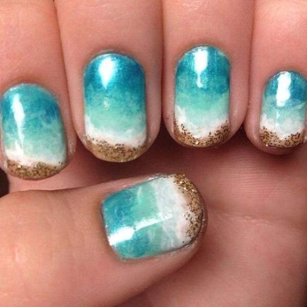 simple-short-summer-nails-Sand-and-Sea