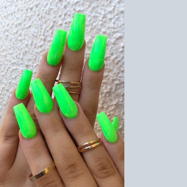 simple-summer-green-nails-Neon