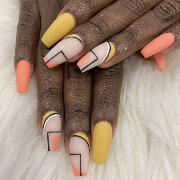 square-summer-nails-Geometric-Patterns