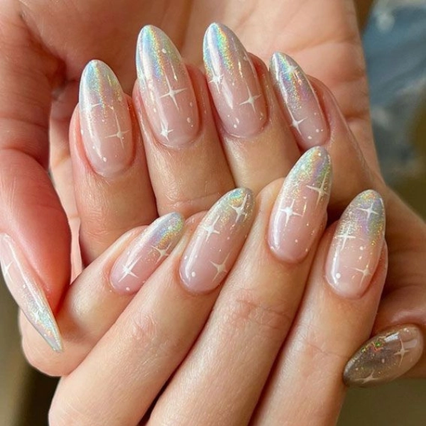 summer-almond-nails-designs-Holographic