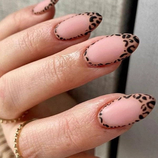 summer-almond-nails-designs-Leopard