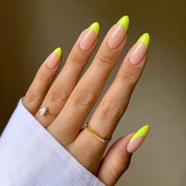 summer-almond-nails-designs-Neon-French