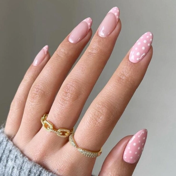 summer-almond-nails-designs-Polka-Dot