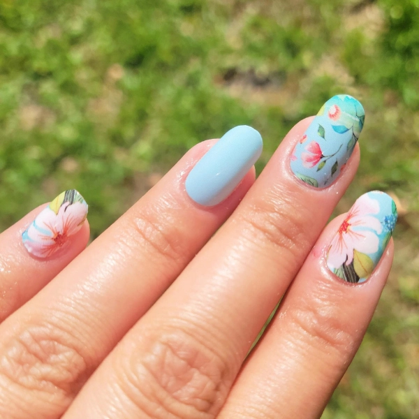 summer-nails-Floral