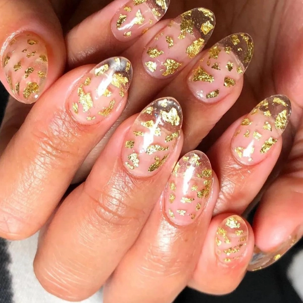 summer-nails-Gold-Foil