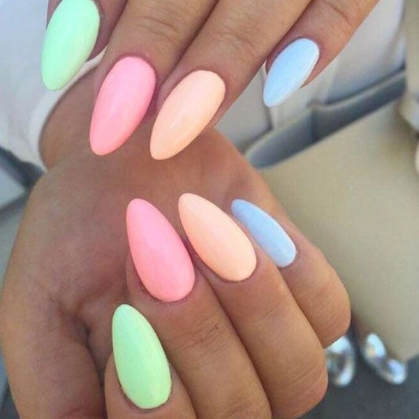 summer-nails-Pastel-Rainbows