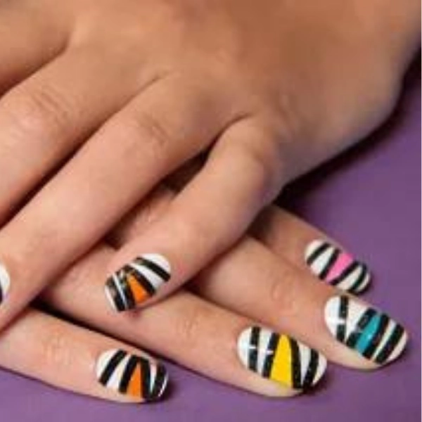 summer-nails-Zigzag-Patterns