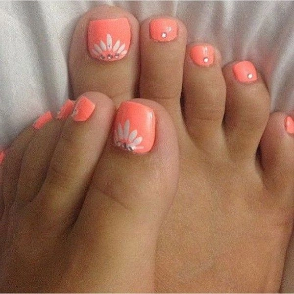 summer-toe-nails-designs-Coral