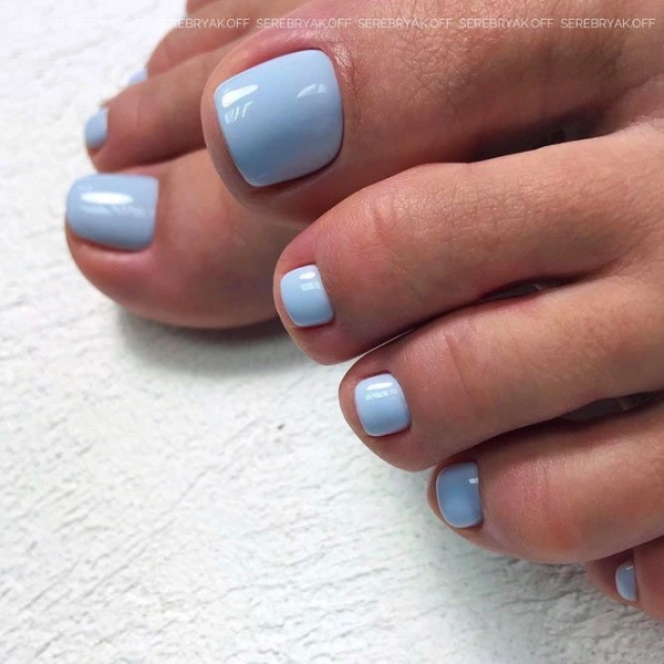 summer-toe-nails-designs-Pastel-Blue