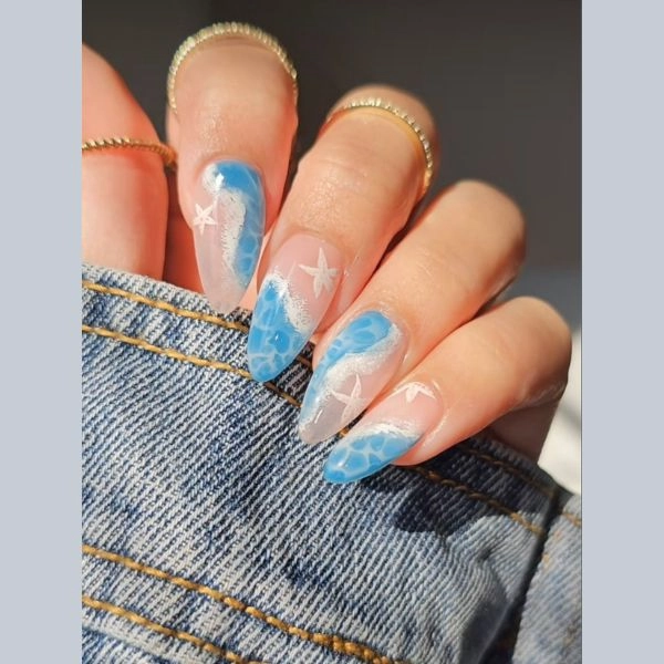 trendy-summer-nails-almond-Ocean