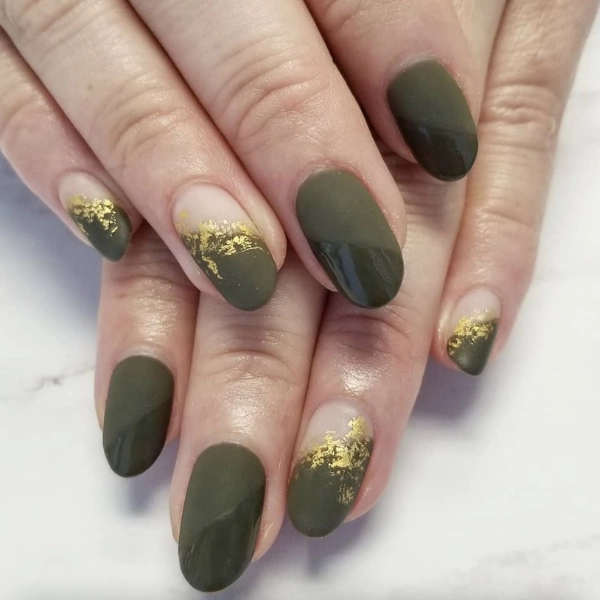 Autumn-green-fall-nails-Matte-and-Glossy