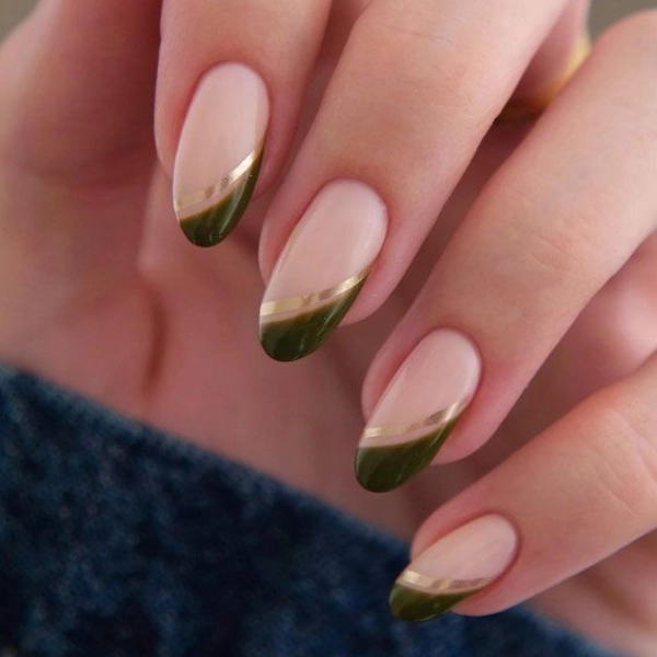 Autumn-green-fall-nails-Metallic-Tips