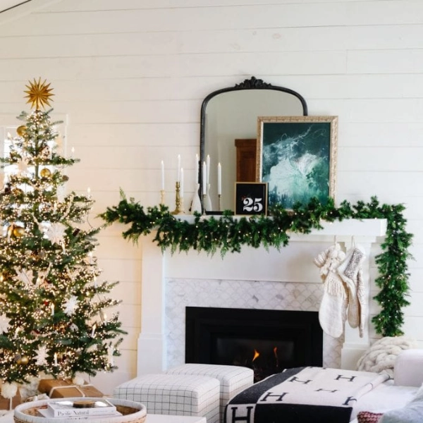 Christmas-Decor-Minimalist-Aesthetics