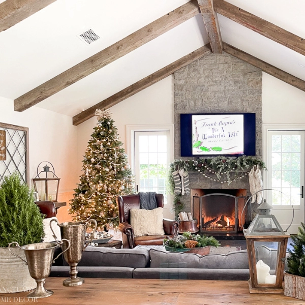 Christmas-Living-Room-Decor-Ideas-for-TV-Area-Firewood-Display