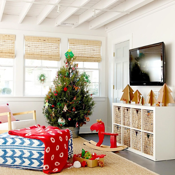 Christmas-Living-Room-Decor-Ideas-for-TV-Area-Holiday-Figurines