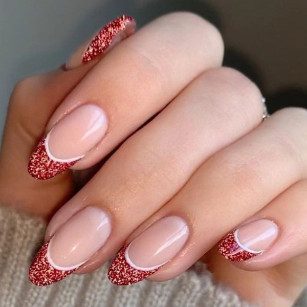 Christmas-Nail-Glitter-Tips