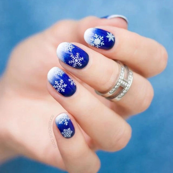 Christmas-Nail-Snowflake-Patterns