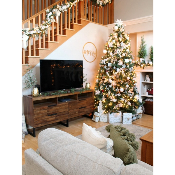 Cozy-Christmas-Decor-Twinkling-Tree-Lights