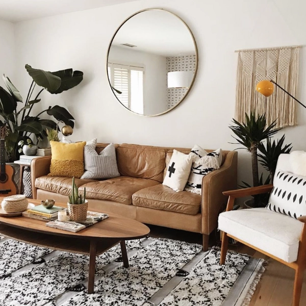 Cozy-Small-Apartment-Living-Room-Mirrors