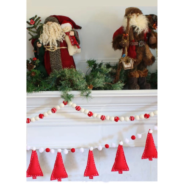 DIY-Christmas-Decor-Felt-Garland