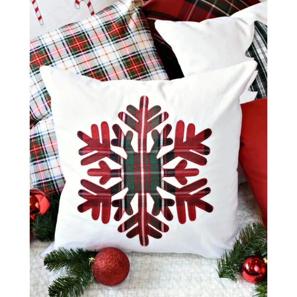 DIY-Christmas-Decor-Holiday-Pillow-Covers