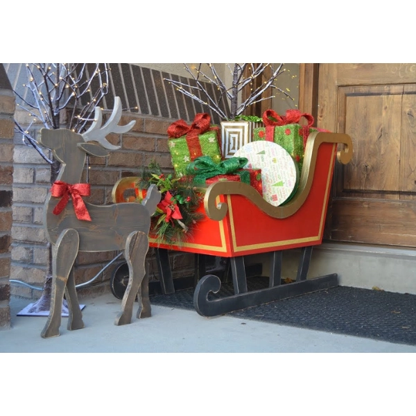 DIY-Christmas-Decor-Wooden-Reindeer