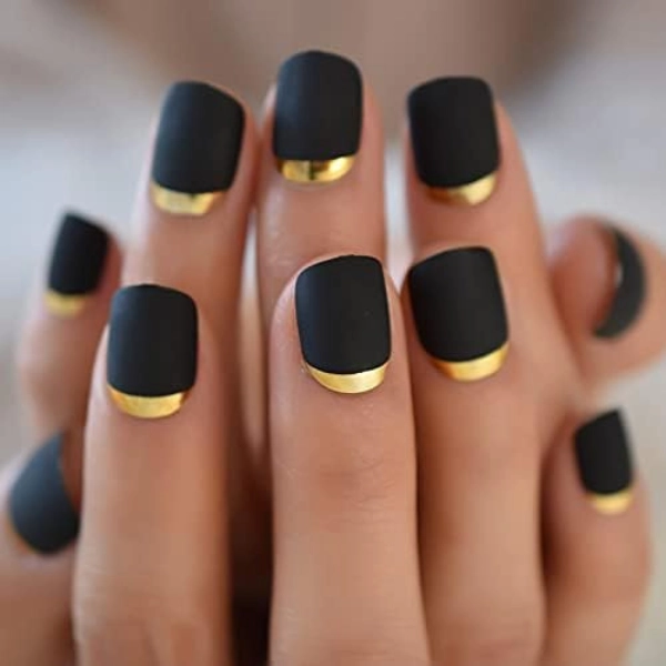 Dope-Nail-Short-Black-Metallic