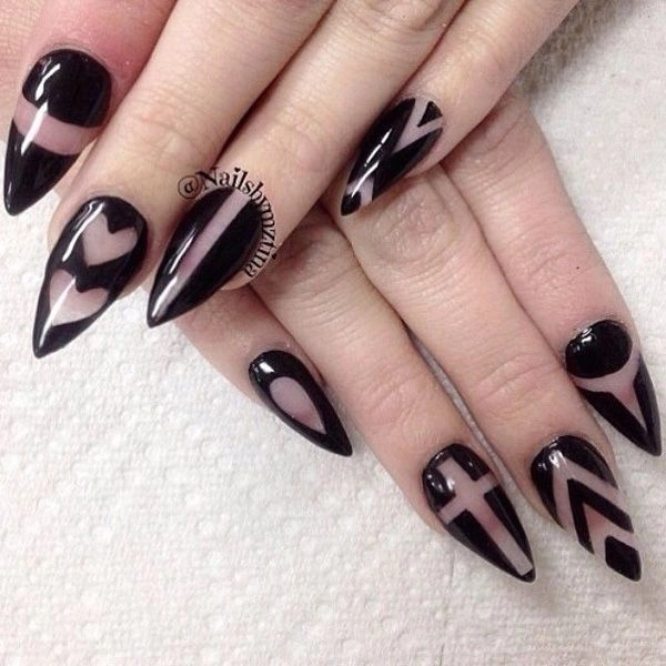 Dope-Nail-Short-Black-Negative-Space