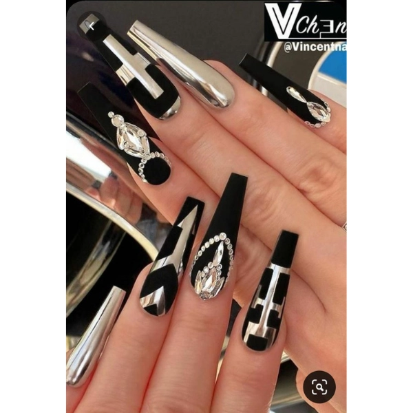 Dope-Nail-Swag-Style-Geometric-Shapes