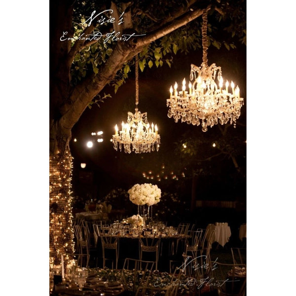 Fairy-Forest-Wedding-Ceremony-Decor-Floral-Chandelier