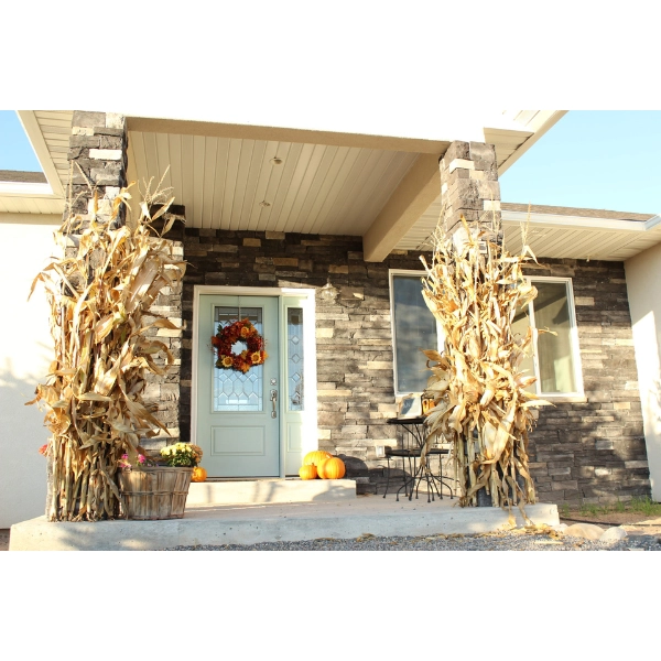 Fall-Decor-Ideas-for-Home-Corn-Husk-Decor