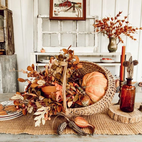 Fall-Decor-Ideas-for-Home-Harvest-Basket-Displays