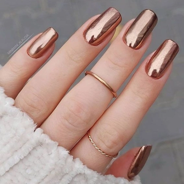 Fall-Nail-autumn-square-Copper-Shimmer