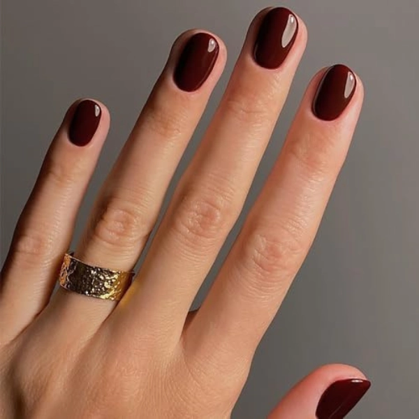 Fall-Nail-autumn-square-Wine-Red