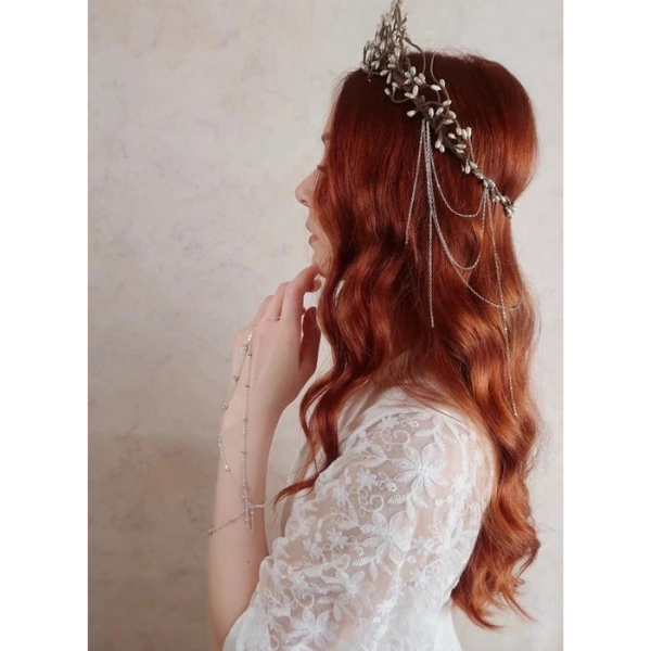 Forest-Fairy-Wedding-Hair-Hair-Vine