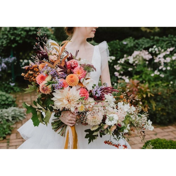 Forest-Fairy-Wedding-Ideas-Wildflower-Bouquets