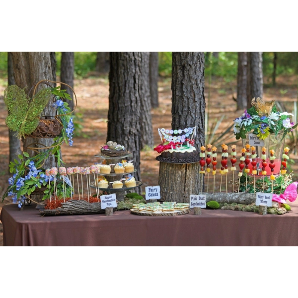 Forest-Fairy-Wedding-Themes-Fairy-Dust-Station