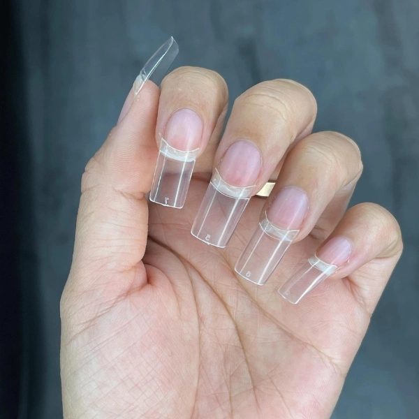 French-Tip-Square-Long-Nail-Transparent-Tips