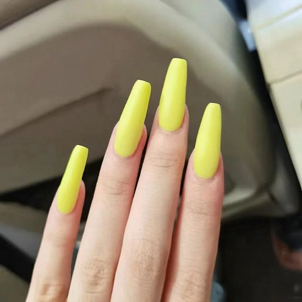 Long-Coffin-Summer-Nails-Lemon-Zest