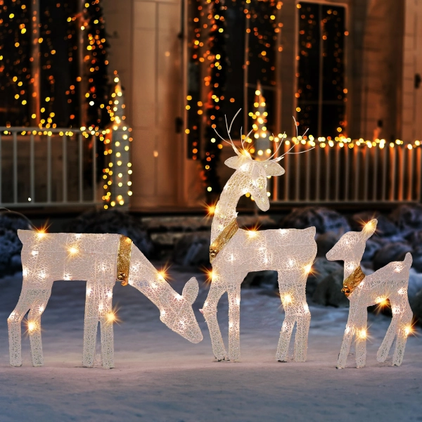 Outdoor-yard-Christmas-decor-Glowing-Reindeer