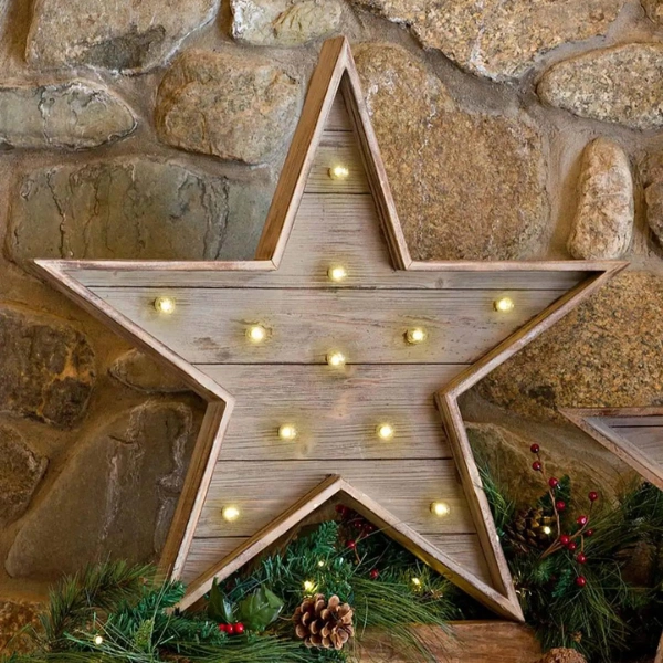 Outdoor-yard-Christmas-decor-Rustic-Wooden-Stars