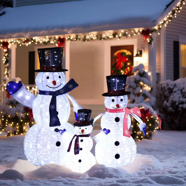 Outdoor-yard-Christmas-decor-Snowman-Family