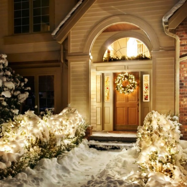 Outdoor-yard-Christmas-decor-Winter-Wonderland-Scene