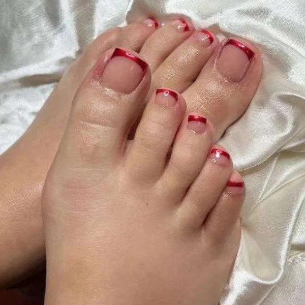 Red-French-Tip-Pedicure-Classic-Red-Tips