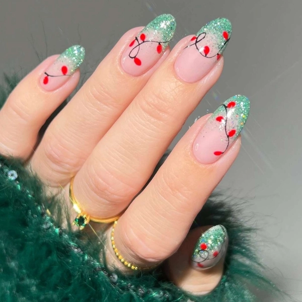 Red-and-Green-Christmas-Nail-Christmas-Lights