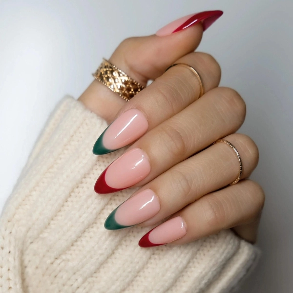 Red-and-Green-Christmas-Nail-French-Manicure