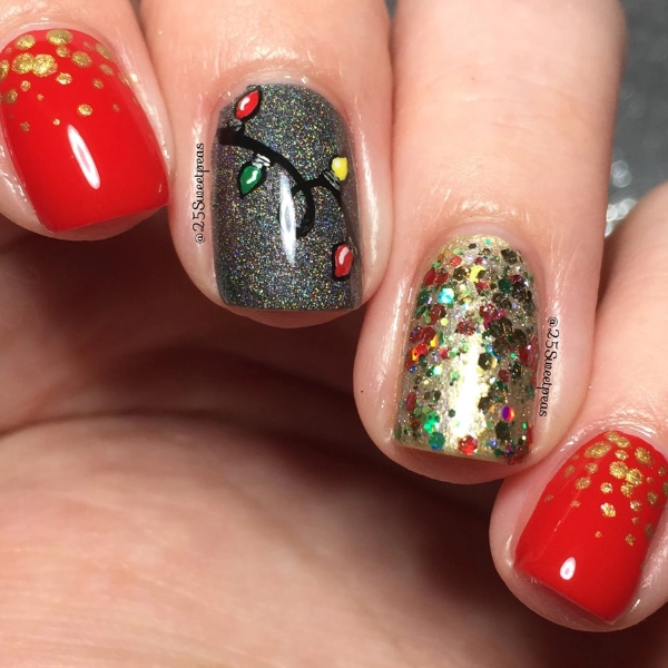 Red-and-Green-Christmas-Nail-Twinkling-Lights