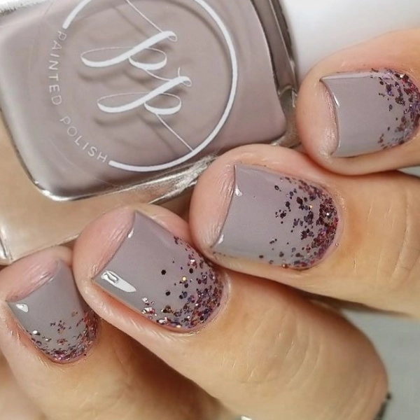 Short-Gel-Fall-Nails-Shimmering-Taupe